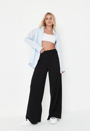 Missguided - Petite Black Elasticated Waist Trousers | Missguided (UK & IE)