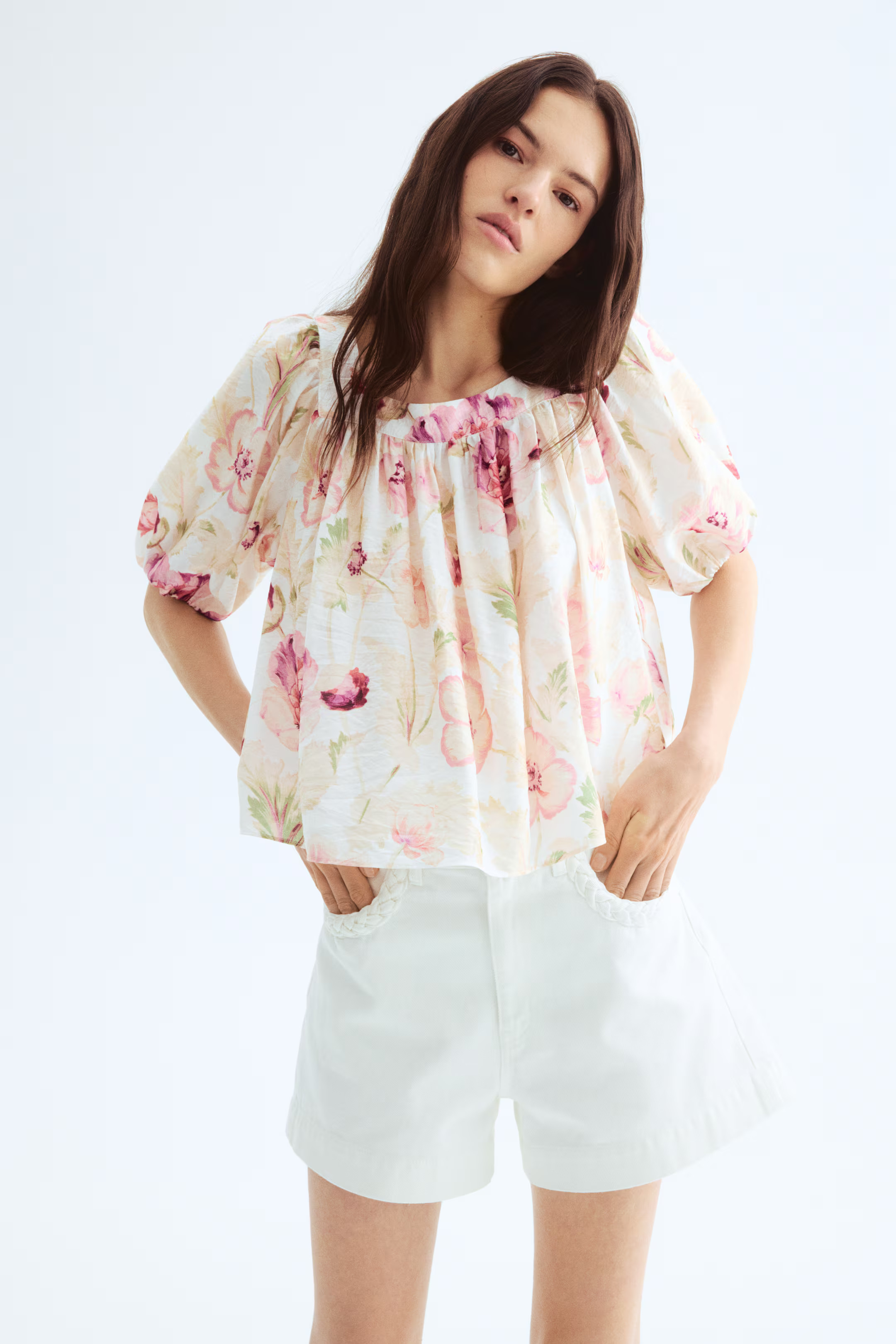 Balloon-Sleeved Blouse - Cream/pink floral - Ladies | H&M US | H&M (US + CA)