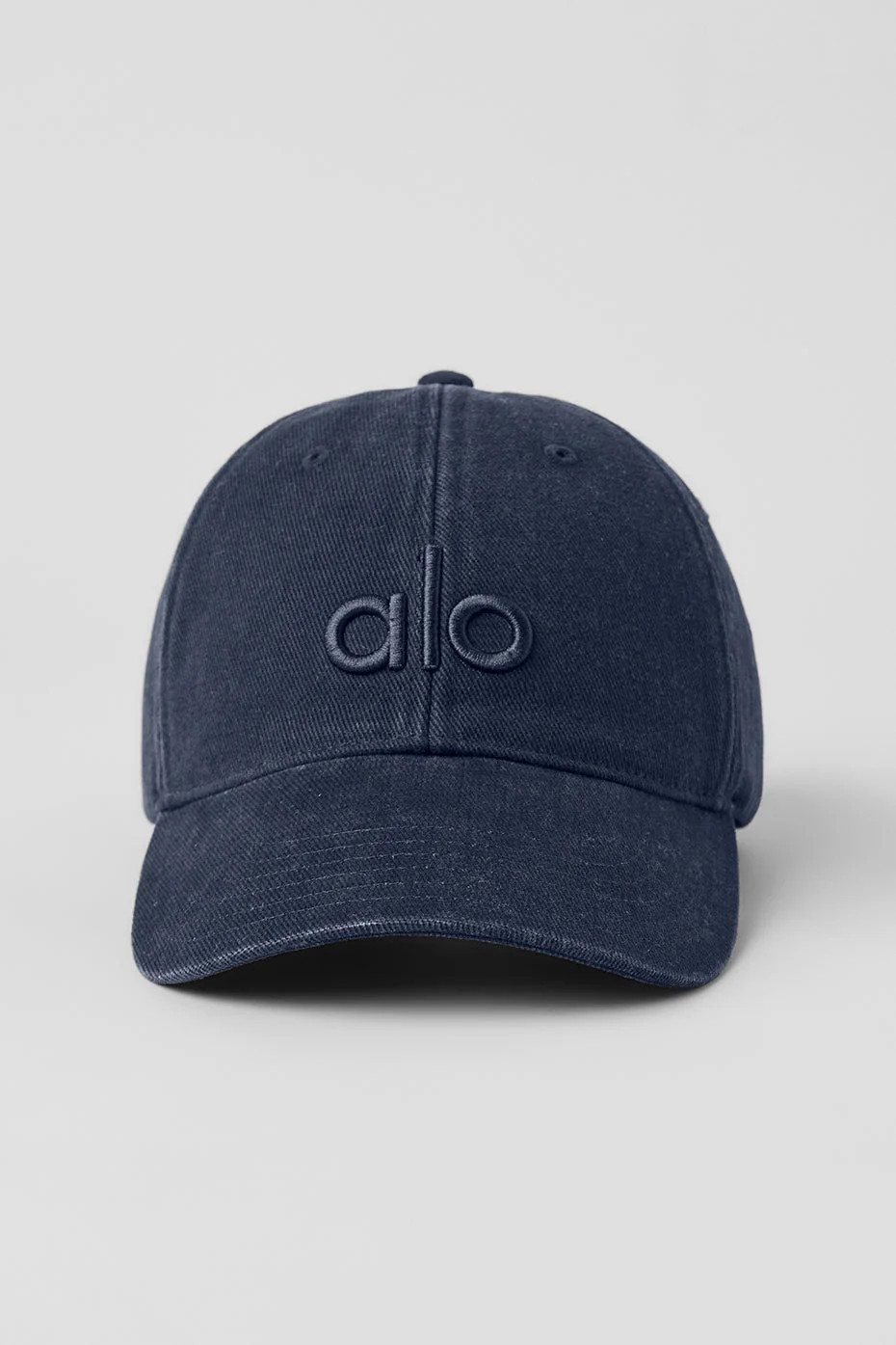 ALO | Washed Off-Duty Cap in Vintage Navy Blue | Alo Yoga (US)