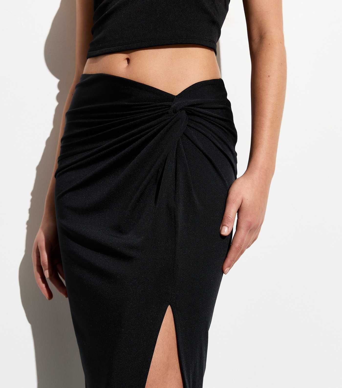 Black Knot Side Maxi Skirt
						
						Add to Saved Items
						Remove from Saved Items | New Look (UK)