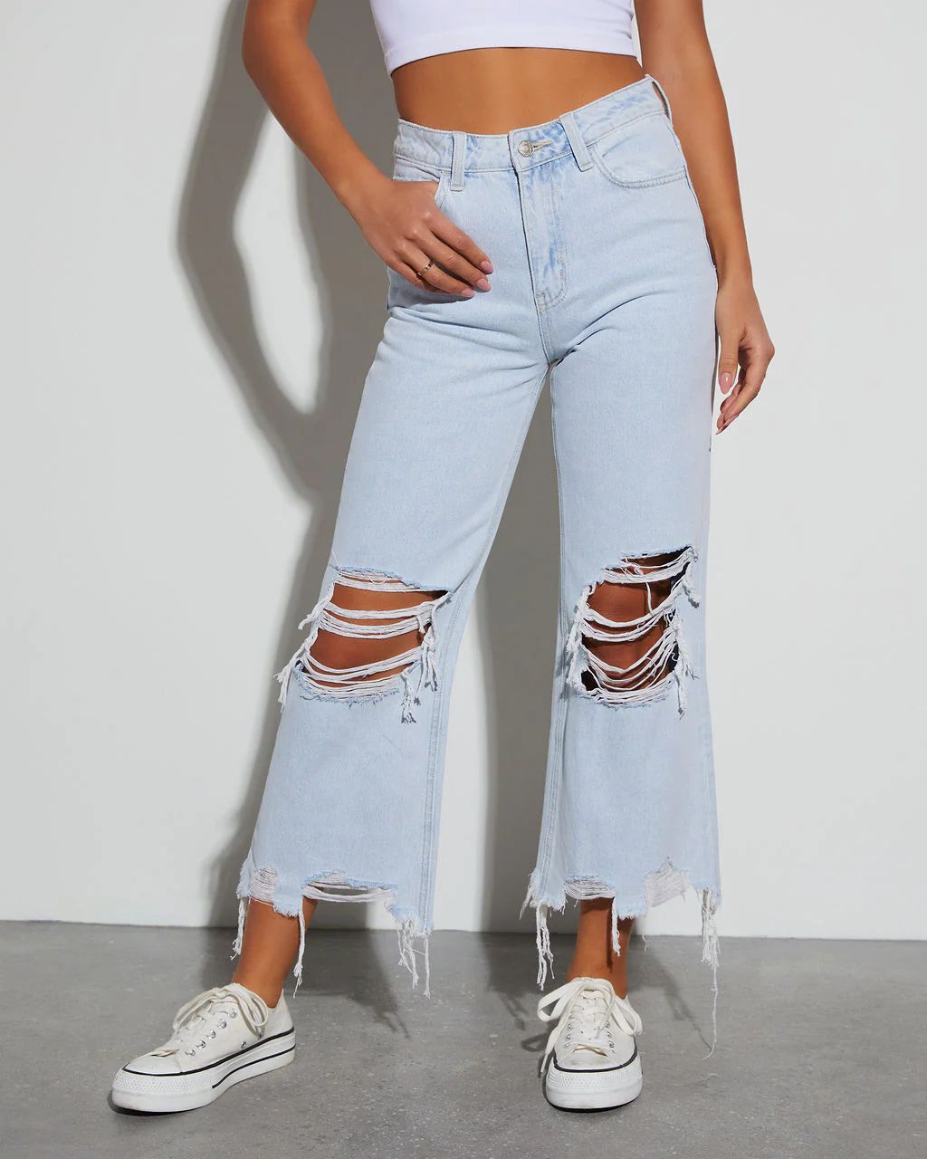 Alley Distressed Crop Kick Flare Jeans | VICI Collection