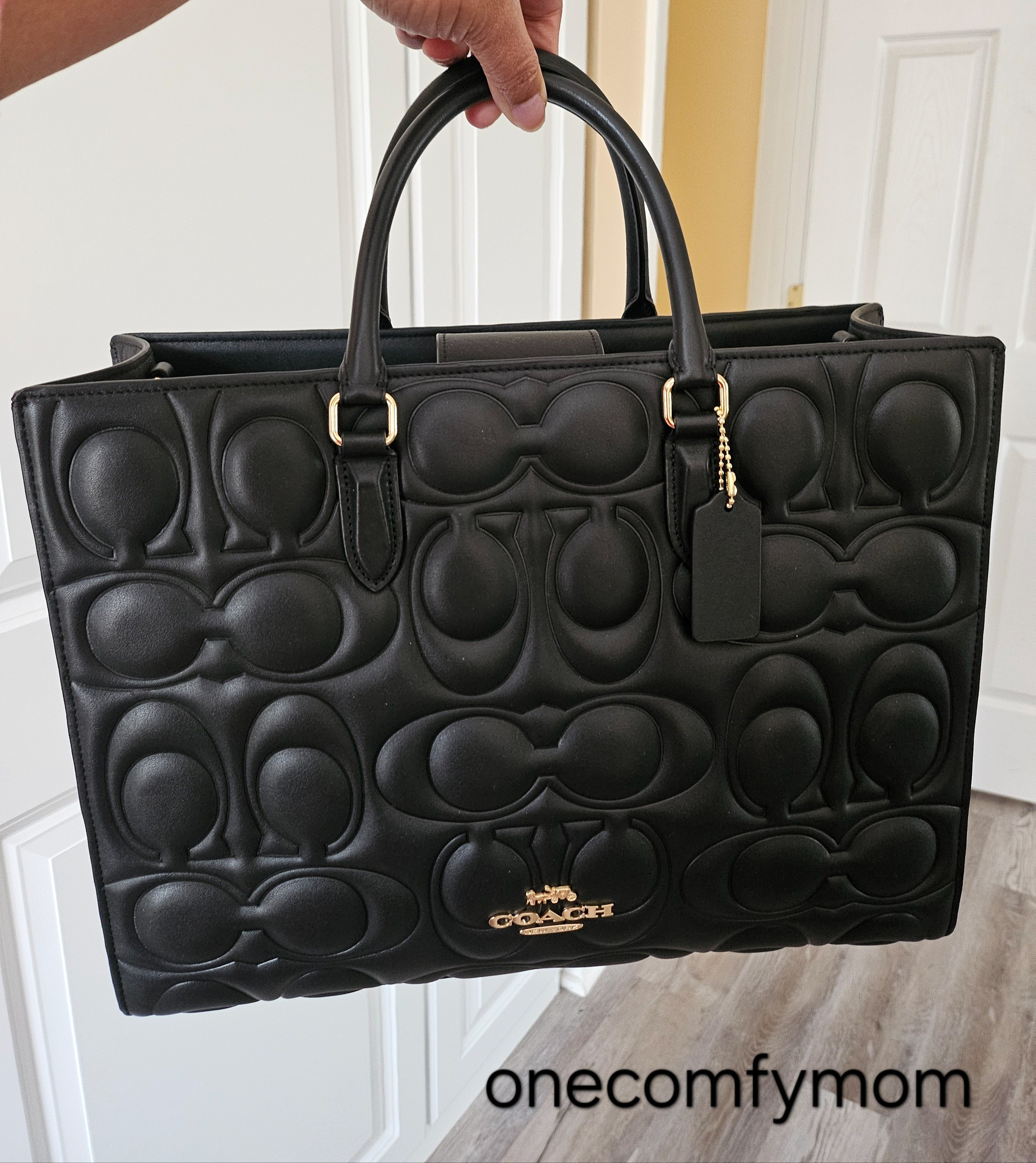 Large Maggie Tote in Signature Leather from Coach Outlet is Available!

