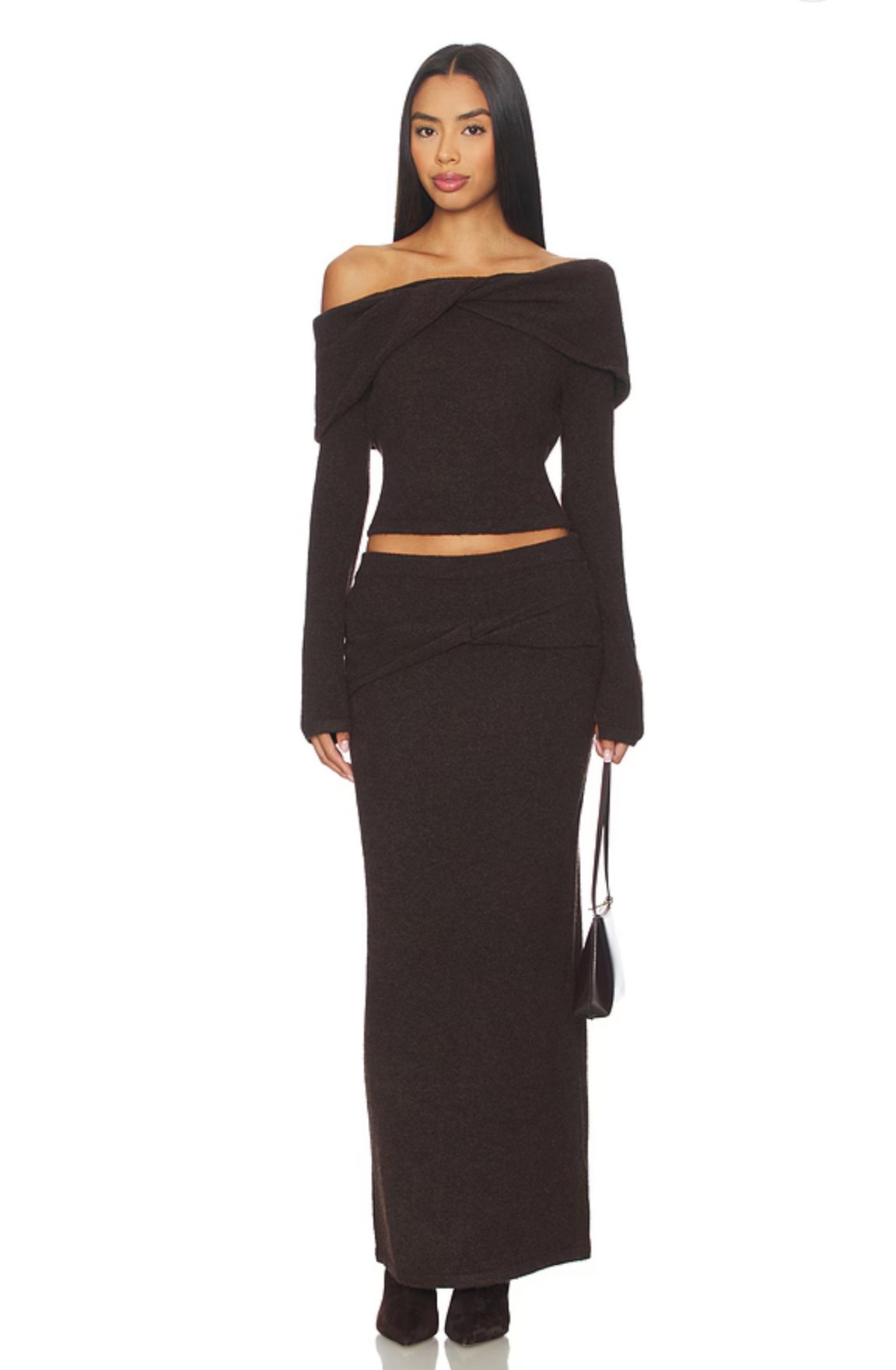 Musthave winterset 

#LTKeurope #LTKdatenight #LTKwinter