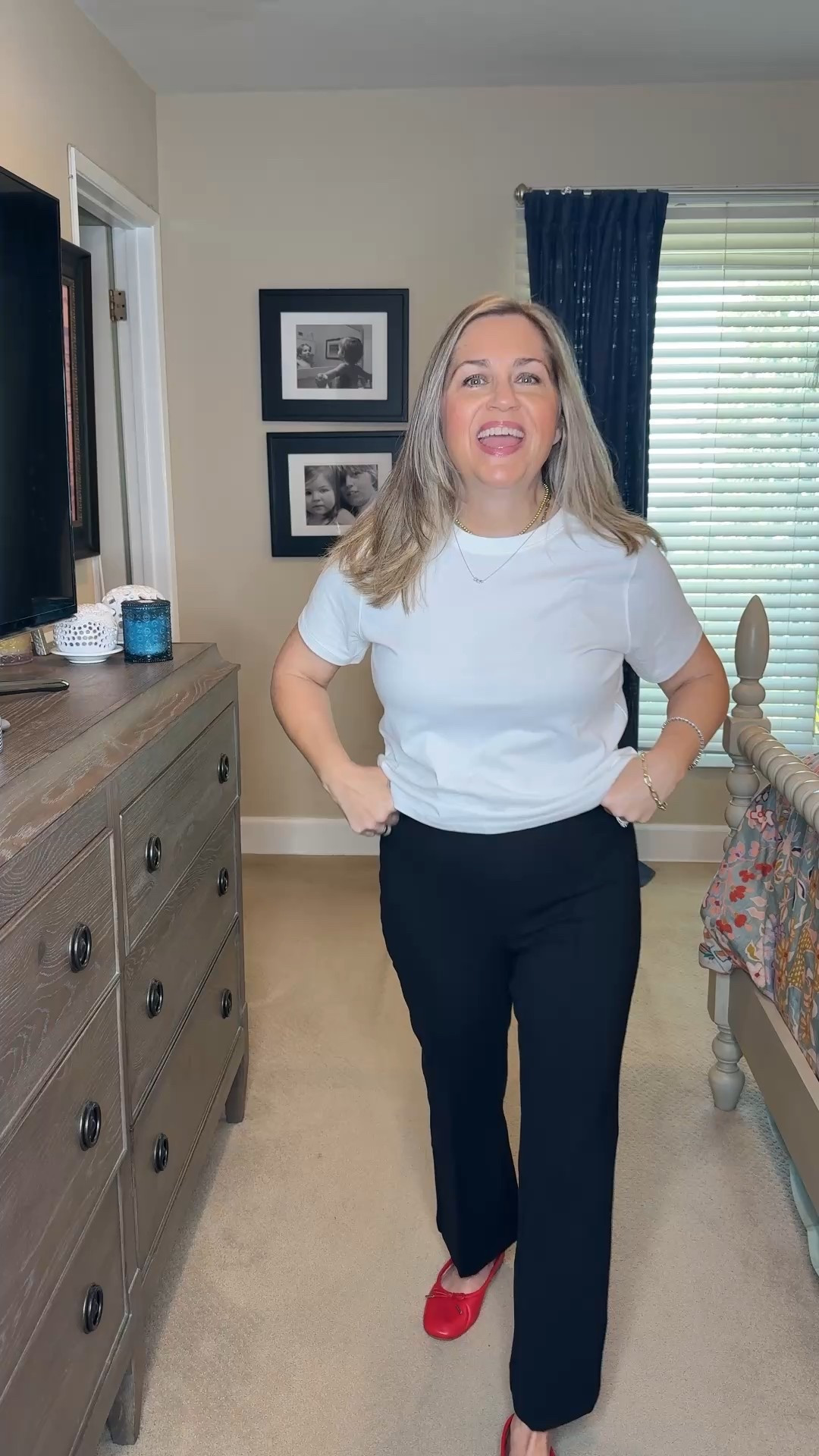 These kick flair pot pan are the perfect addition to any capsule wardrobe. They can be so easily dressed up or down and could not be more comfortable.  I’m also loving this cute denim shirt, jacket, and considerate a perfect piece for spring.  @Carve Designs ￼

#LTKOver40 #LTKgrwm #LTKootd