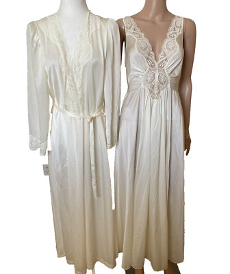 OLGA Ivory Large Nightgown 92280 and Medium Robe 94280 Peignoir Set - Excellent  | eBay | eBay US