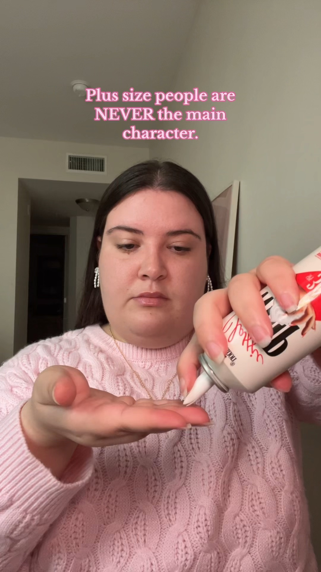 Plus size beauty finds for a round face 🎀✨

#LTKSeasonal #LTKbeauty #LTKVideo