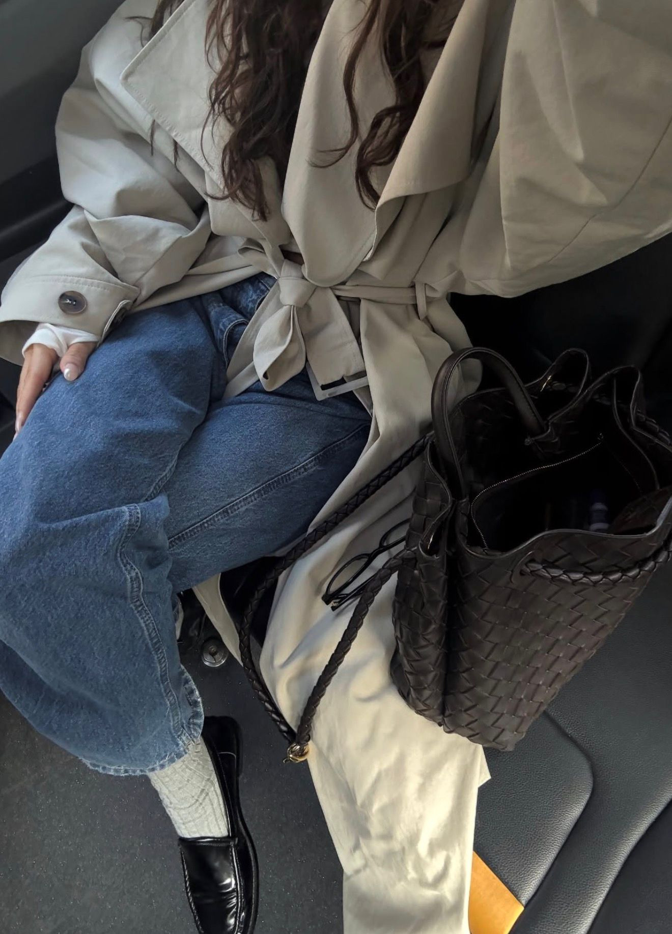 Casual autumn outfit, Bottega andiamo bag, Frankie shop trench coat, outfit ideas, autumn layering, transitional outfit  

 #LTKuk #LTKautumn #LTKstyletip