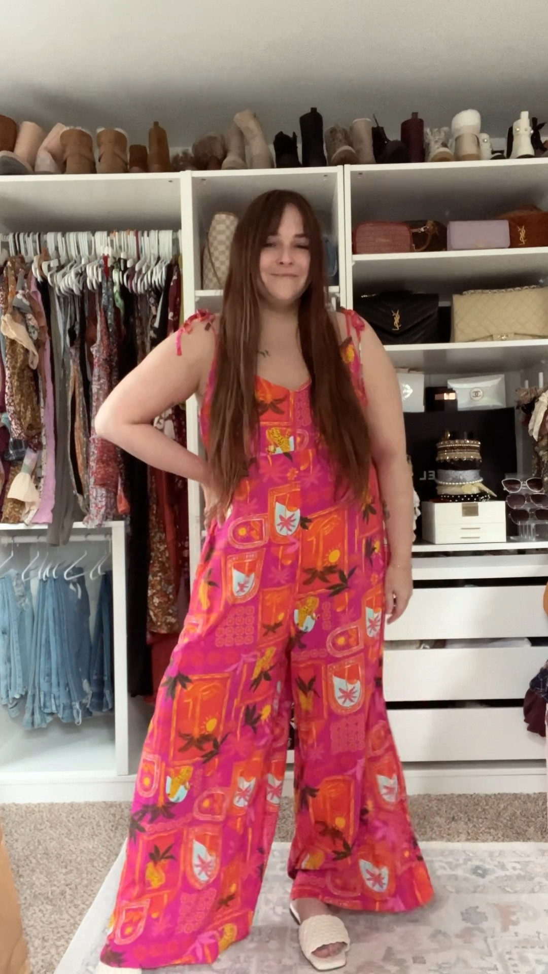 Cutest jumpsuit on a budget with Anthropologie vibes!! It’s from old navy. What an adorable and easy summer outfit idea and perfect for a beach vacation!

Jumpsuit outfit, romper, old navy, mom outfit, beach outfit, vacation outfit, summer outfit idea, summer outfits

#LTKsalealert #LTKmidsize #LTKSeasonal