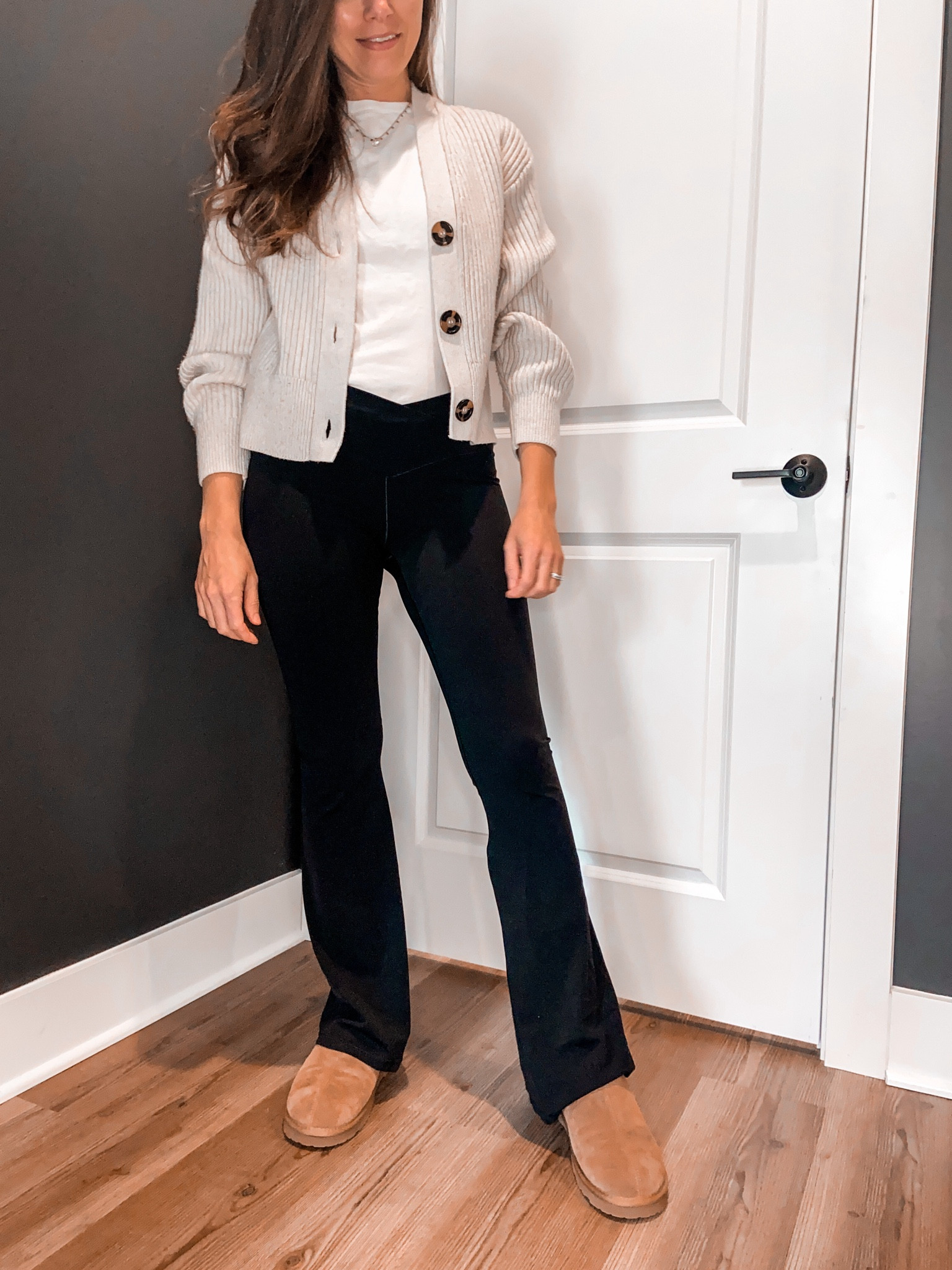 Flare legging outfits 