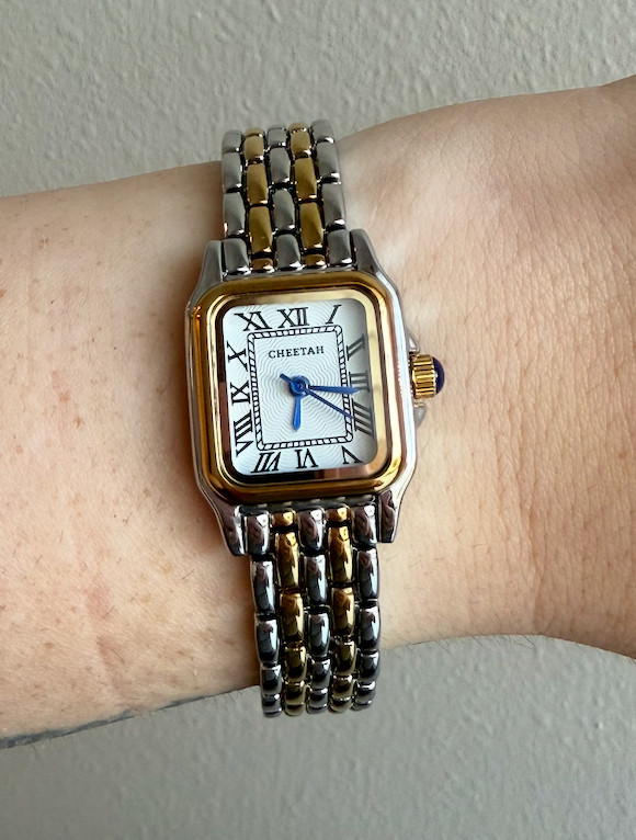 We love a dainty watch, especially when it looks $$$ for less! 

 #watch #dainty #expensiveforless #womenswatches #mixedmetal