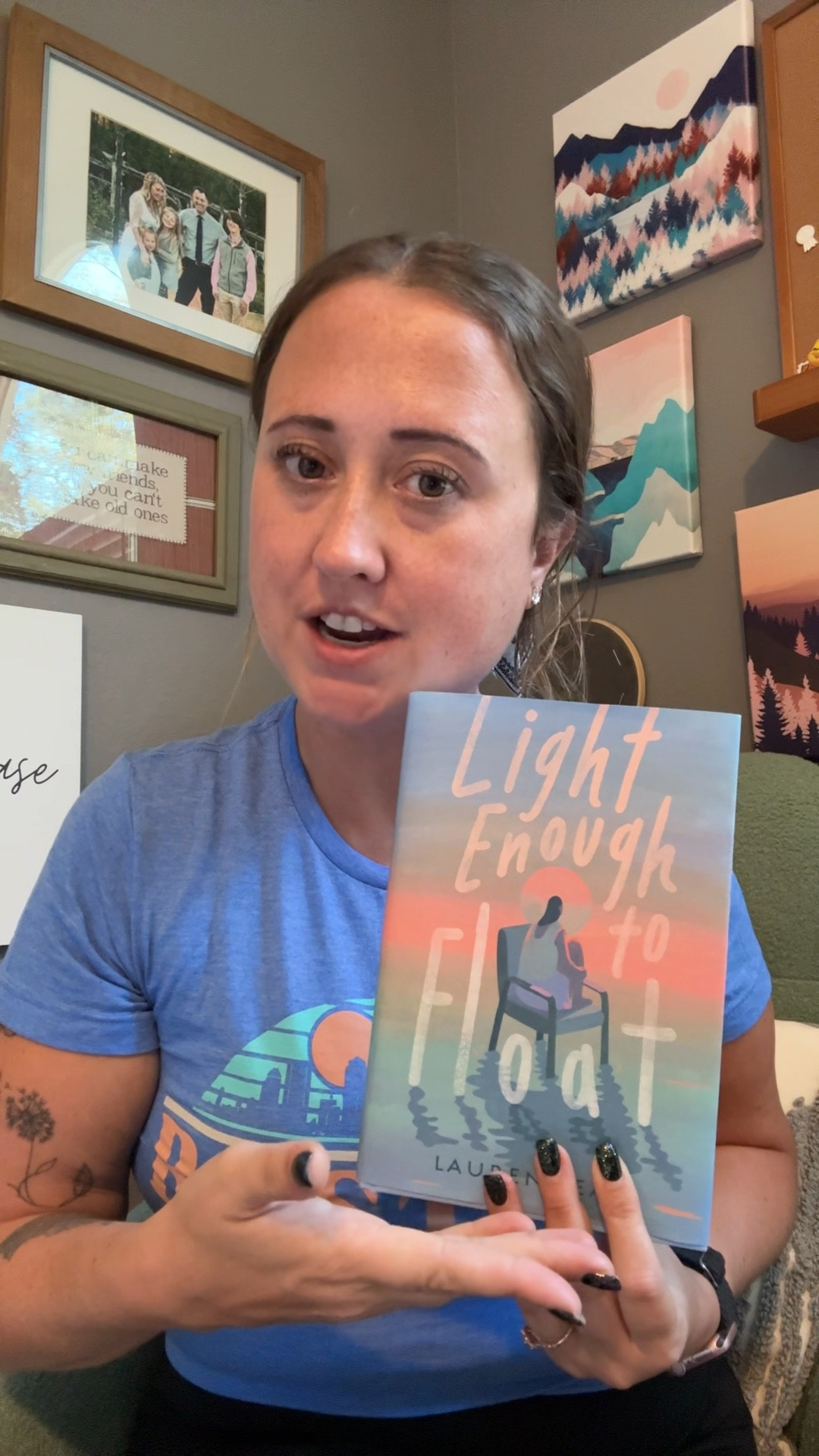 Light Enough to Float was a fabulous novel in verse about a girl living with an eating disorder and her journey to recovery  #novelinverse #book #review #bookreview #edrecovery