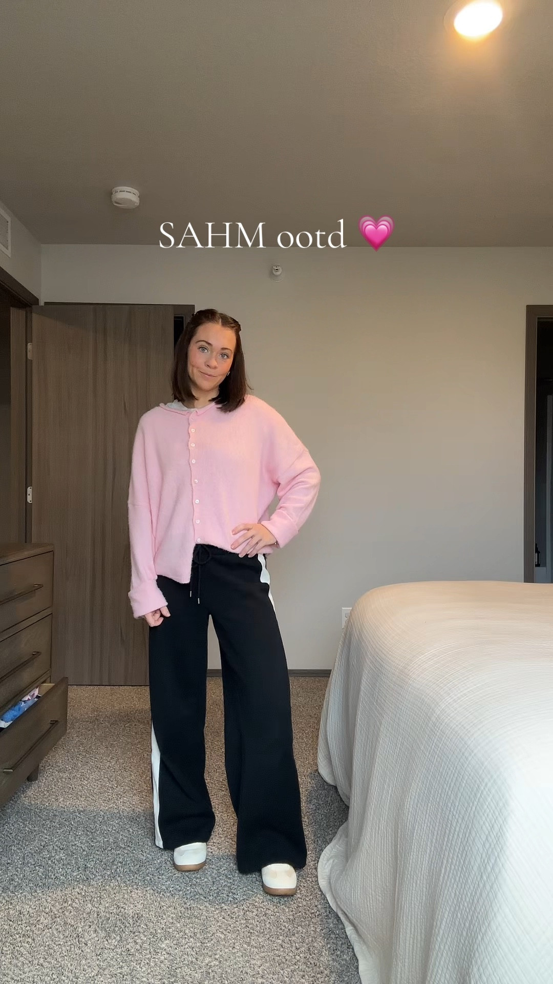 Comfy sweats and my favorite sweater 💗

#LTKootd #LTKgrwm #LTKmomlife