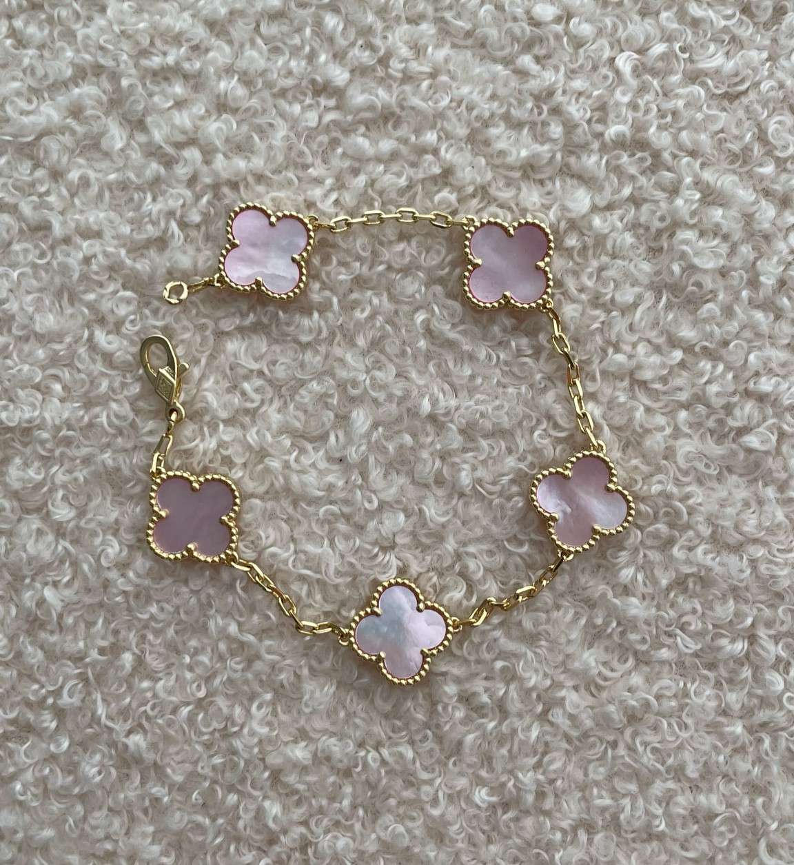 Van Cleef&Arpels bracelet #dhgate 

#LTKsalealert #LTKunder50 #LTKunder100