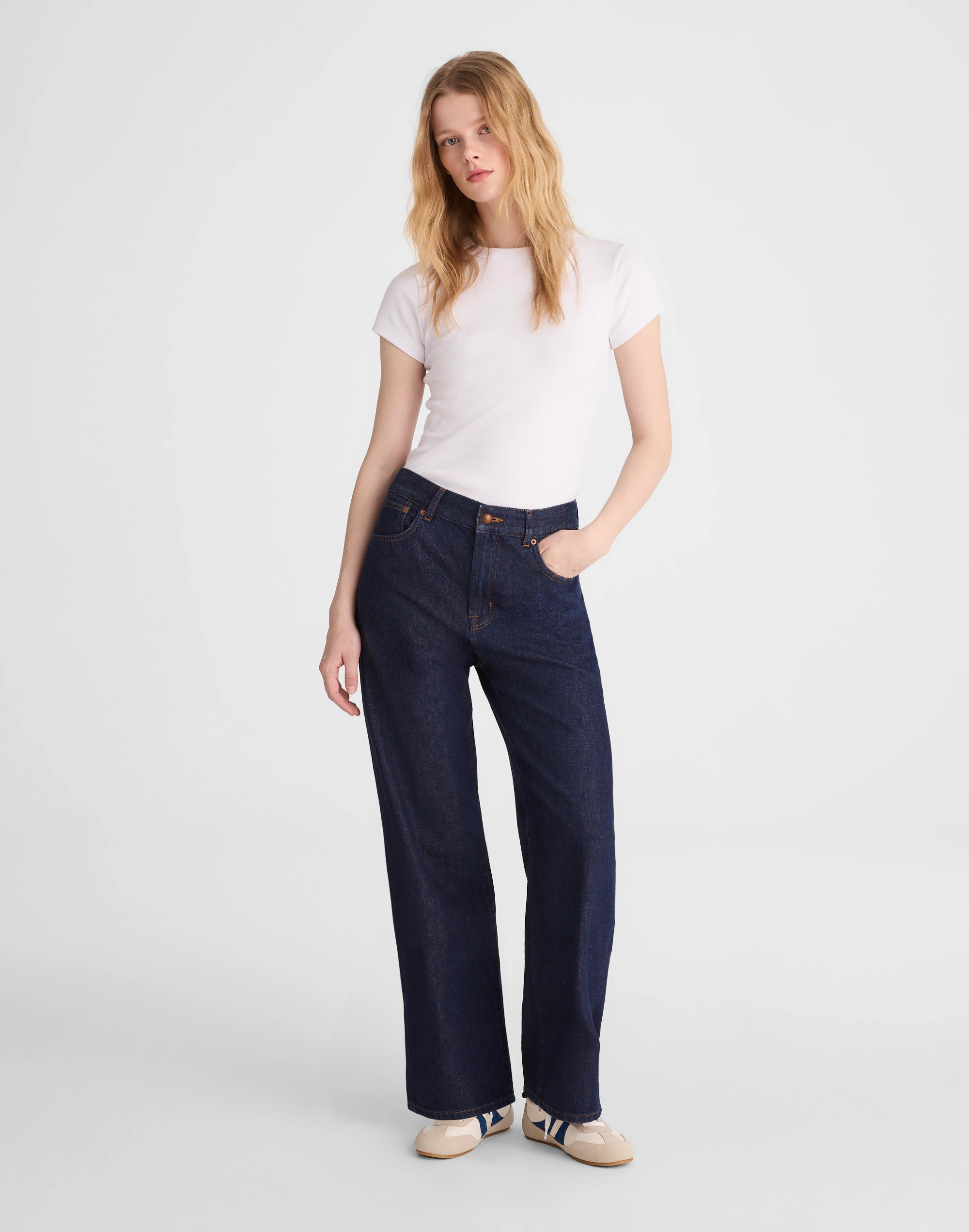 The Perfect Vintage Wide-Leg Jean in Airy Denim | Madewell