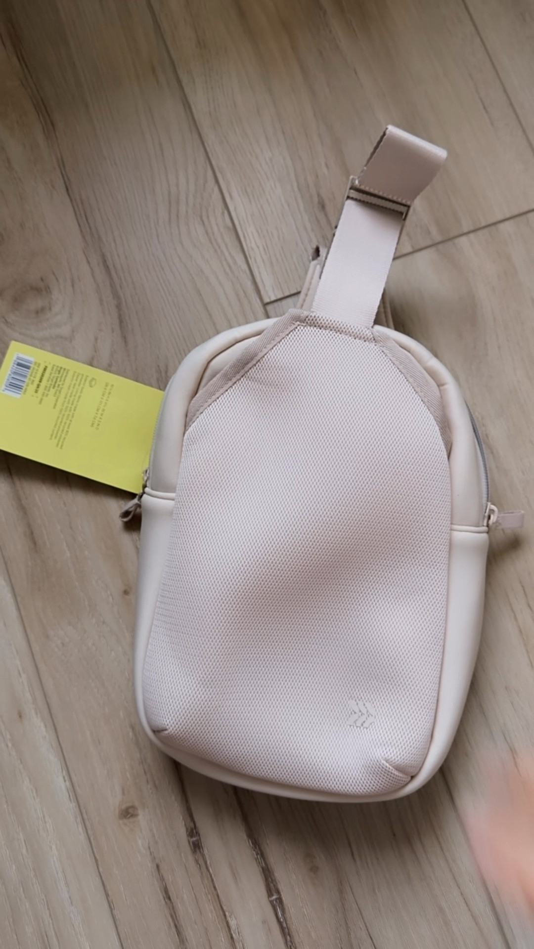 I found this sling Crossbody water bottle bag for Universal Studios from target and it’s only $15!

Target, mom bag, Crossbody bag, under $20, target find

#LTKootd #LTKmomlife #LTKFindsUnder50