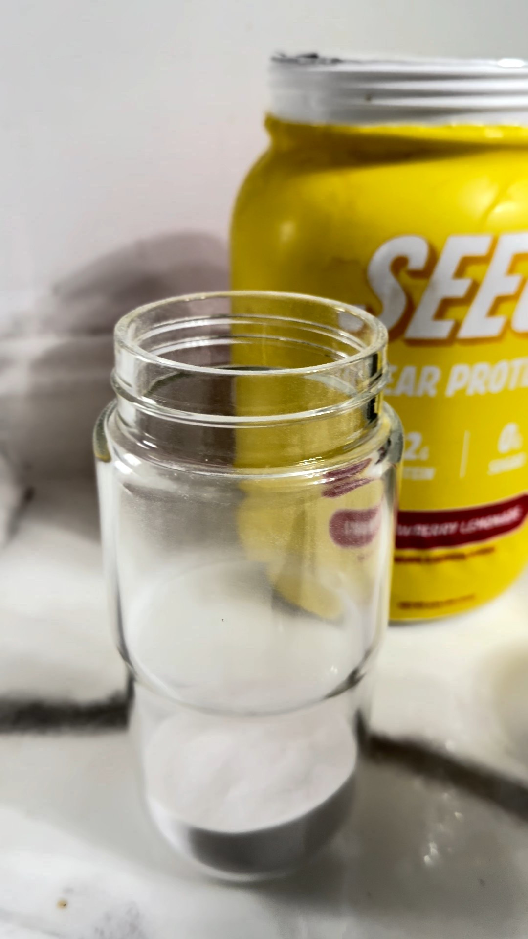 Okay but CLEAR protein is actually elite 🤭

No creamy texture.
No bloated feeling.
Just fruity, refreshing, easy protein.

I love it for post workout or mid day when I need something light but still want to stay on track with my goals.

If you struggle to drink regular protein shakes… try this instead.

#ProteinDrinks #GymGirlEssentials #HealthyLifestyle #FitnessJourney2026 #HydrationGoals #AtlantaContentCreator #ShoppingWithPriiincesss

#LTKselfcare #LTKActive #LTKfitnessgoals