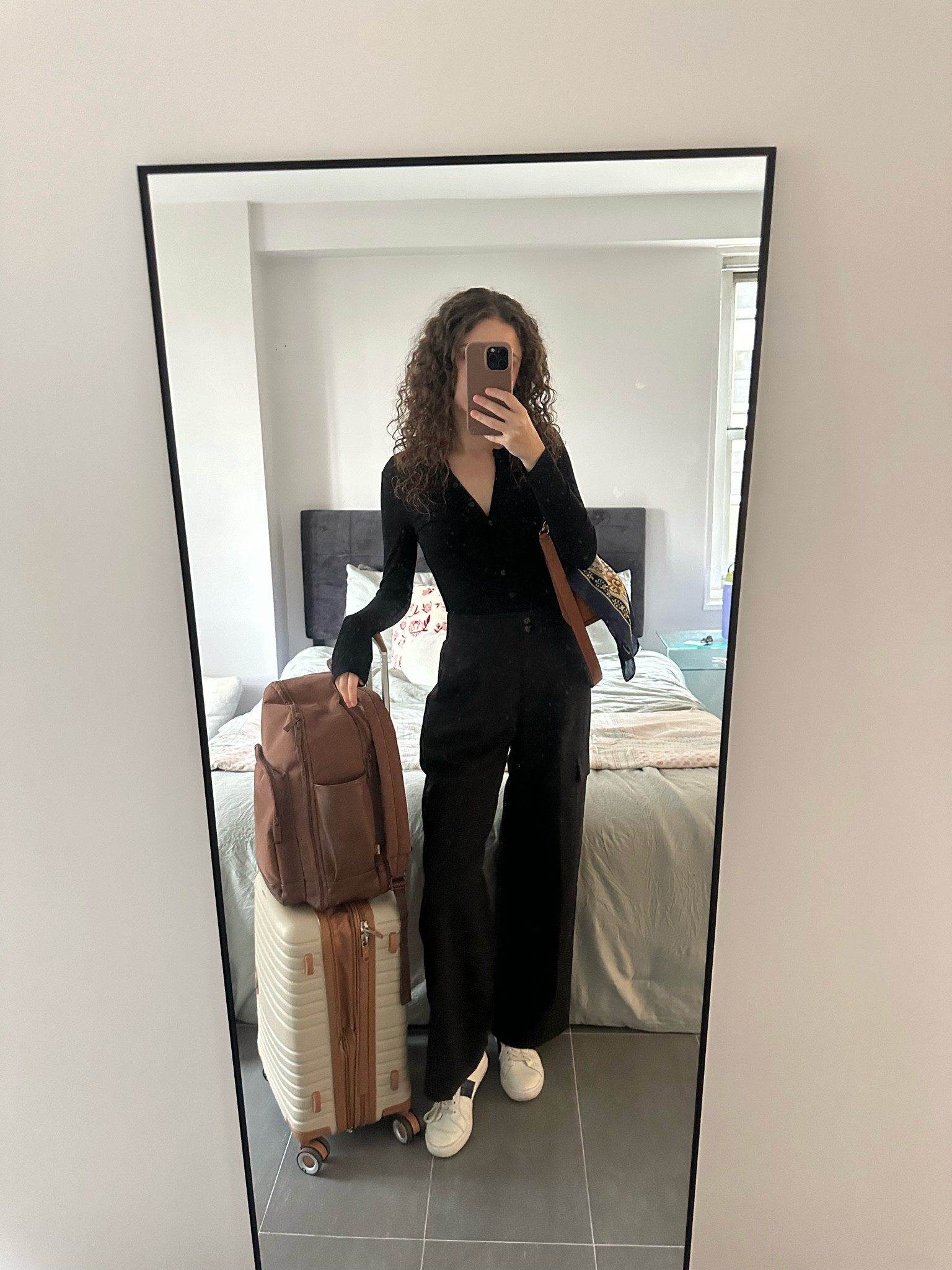 the perfect airport outfit!! 

#LTKTravel #LTKStyleTip #LTKShoeCrush