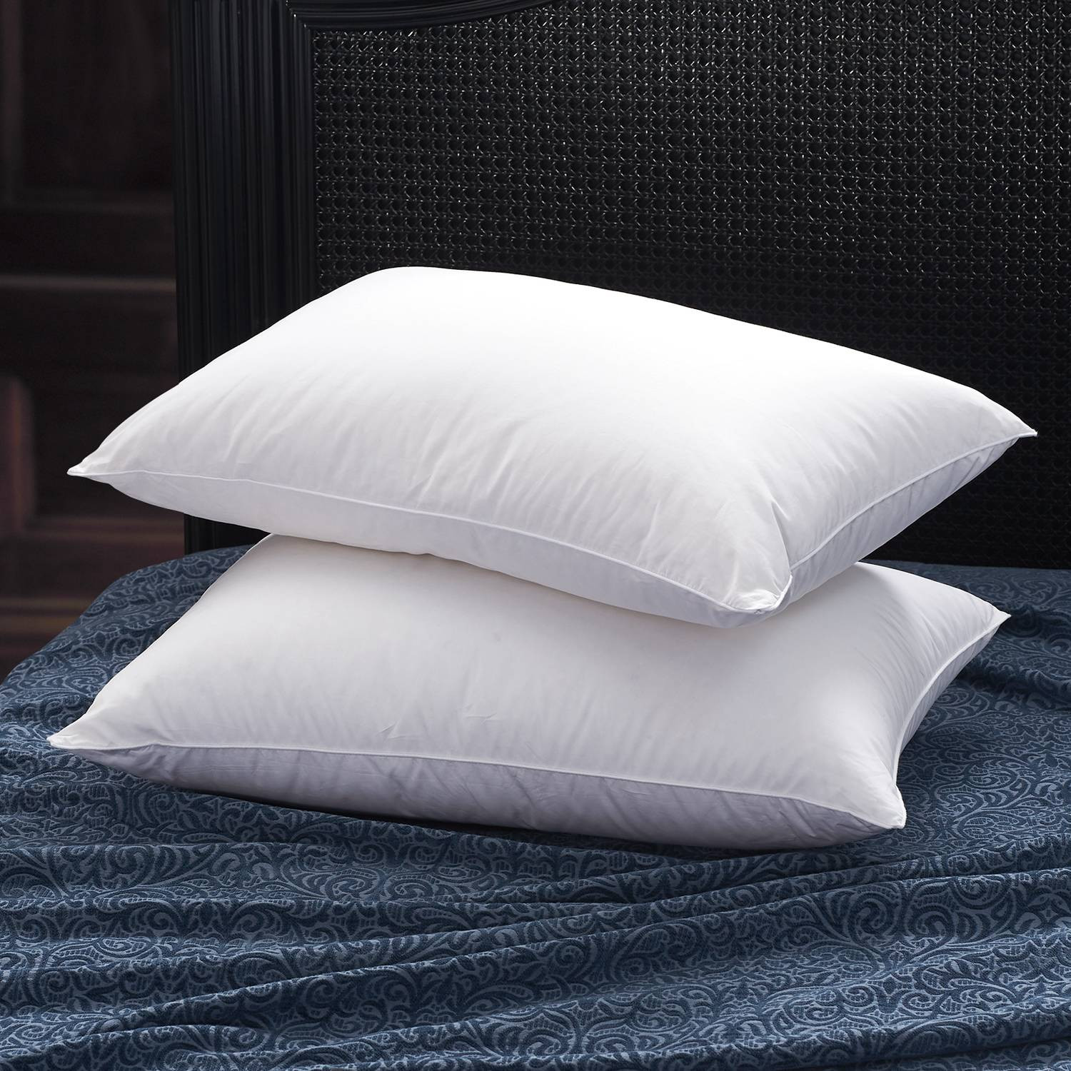700 Fill Power European White Goose Down Sateen Pillow | Cuddledown