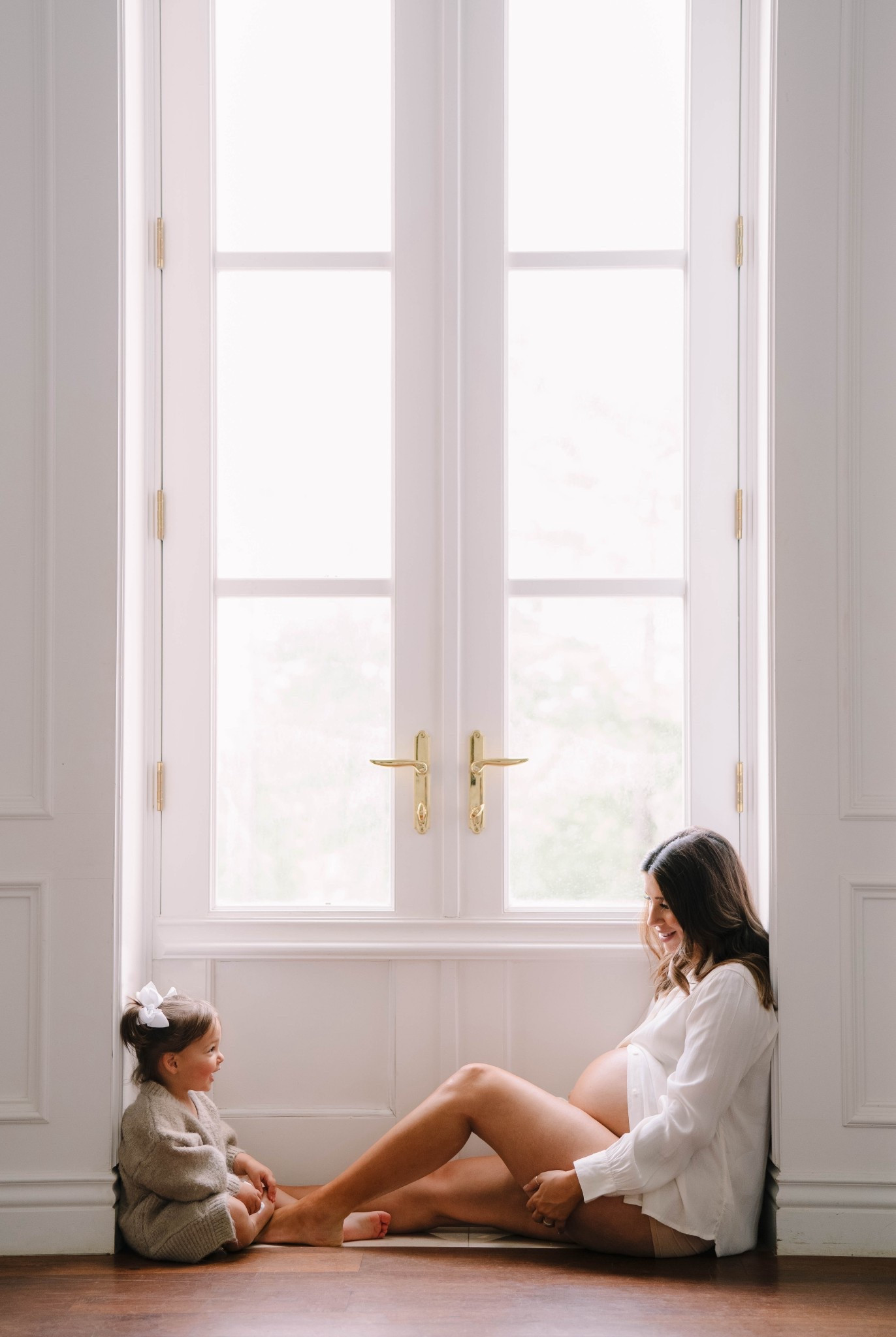 Easy white button up and belly out is a combo I think I’ve done for every pregnancy. It’s timeless & clean

Dressupbuttercup.com #dressupbuttercup #dederaad 

#LTKBump #LTKBaby #LTKdayinmylife