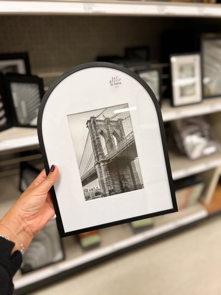 25% off picture frames! Different sizes available 

Target finds, Target deals, Target home, living room 

#LTKhome #LTKsalealert