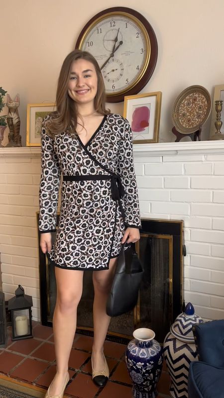 I’m obsessed with the new DVF and Target collab! I was able to snag this black and tan wrap dress, which is perfect for coldest spring days! Hurry over to my @shop.ltk to shop this limited edition collection! #DVFxTarget #targetstyle #target #targetfinds 

#LTKSeasonal #LTKstyletip #LTKworkwear