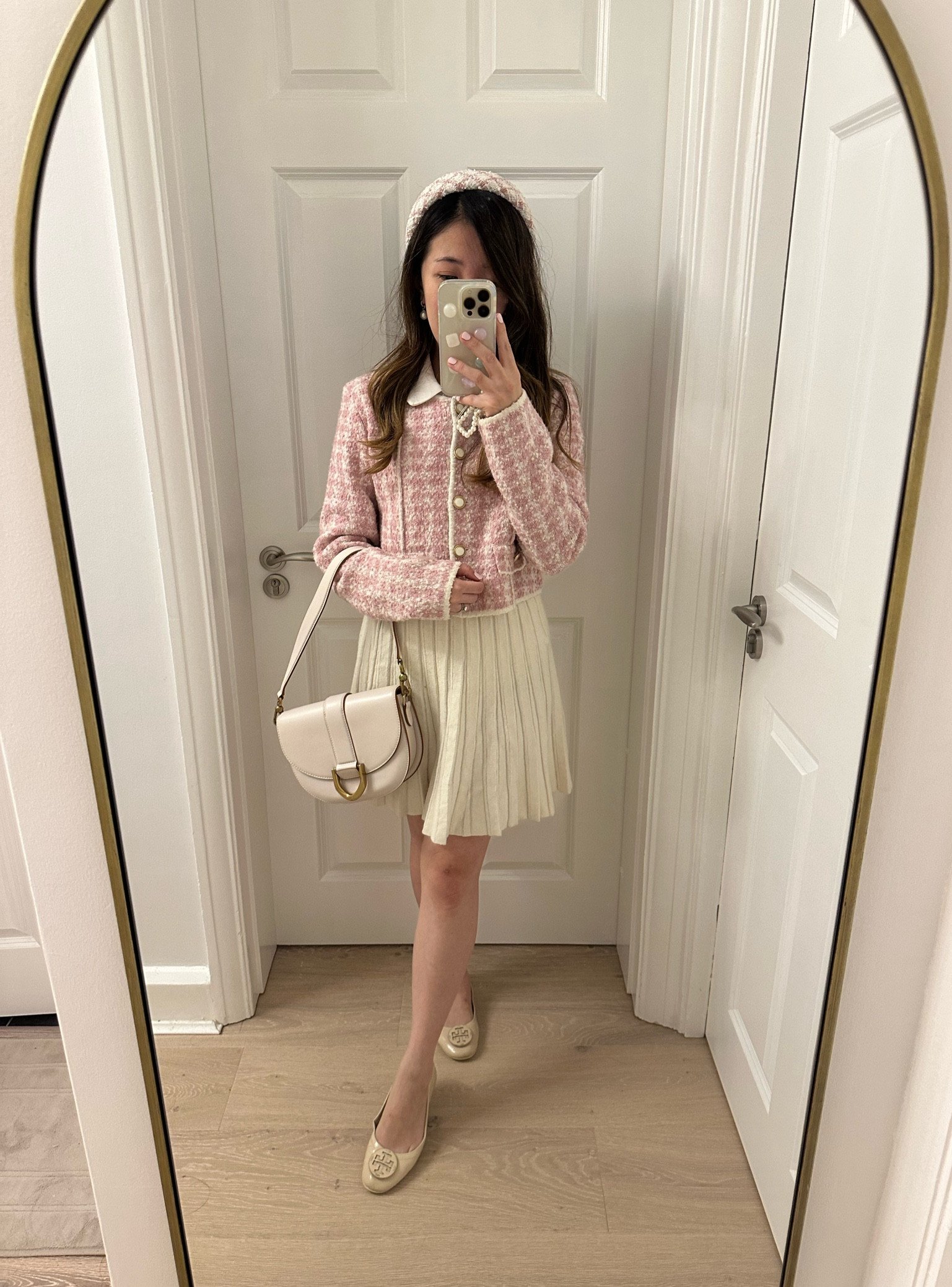 Pink tweed look