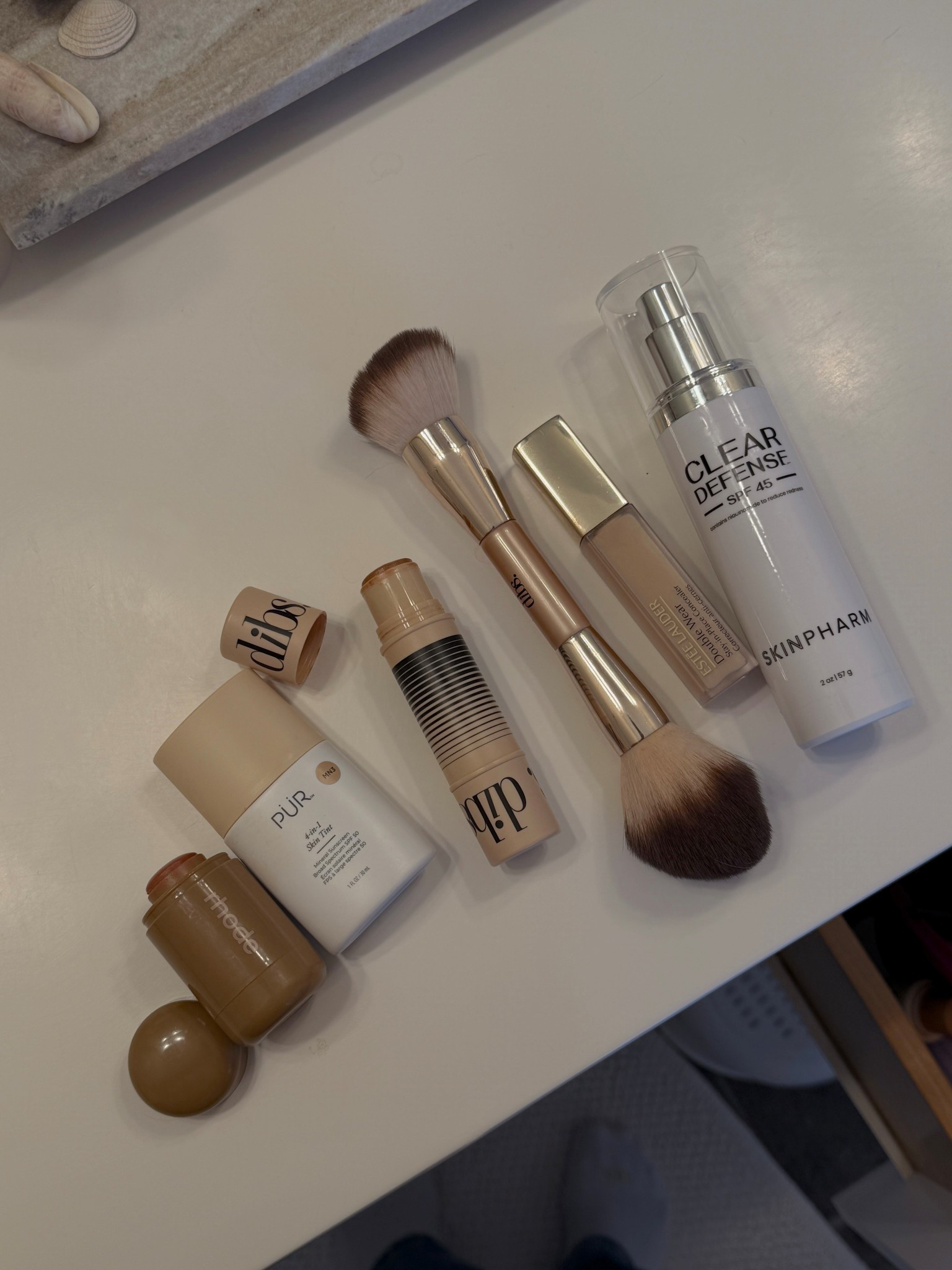 Quick and easy lightweight makeup products for the no makeup makeup kind of look, these are my recent go-tos  
Blush is the shade Freckle 
Bronzer is Shade 2

#LTKBeauty #LTKmorningroutine #LTKgrwm