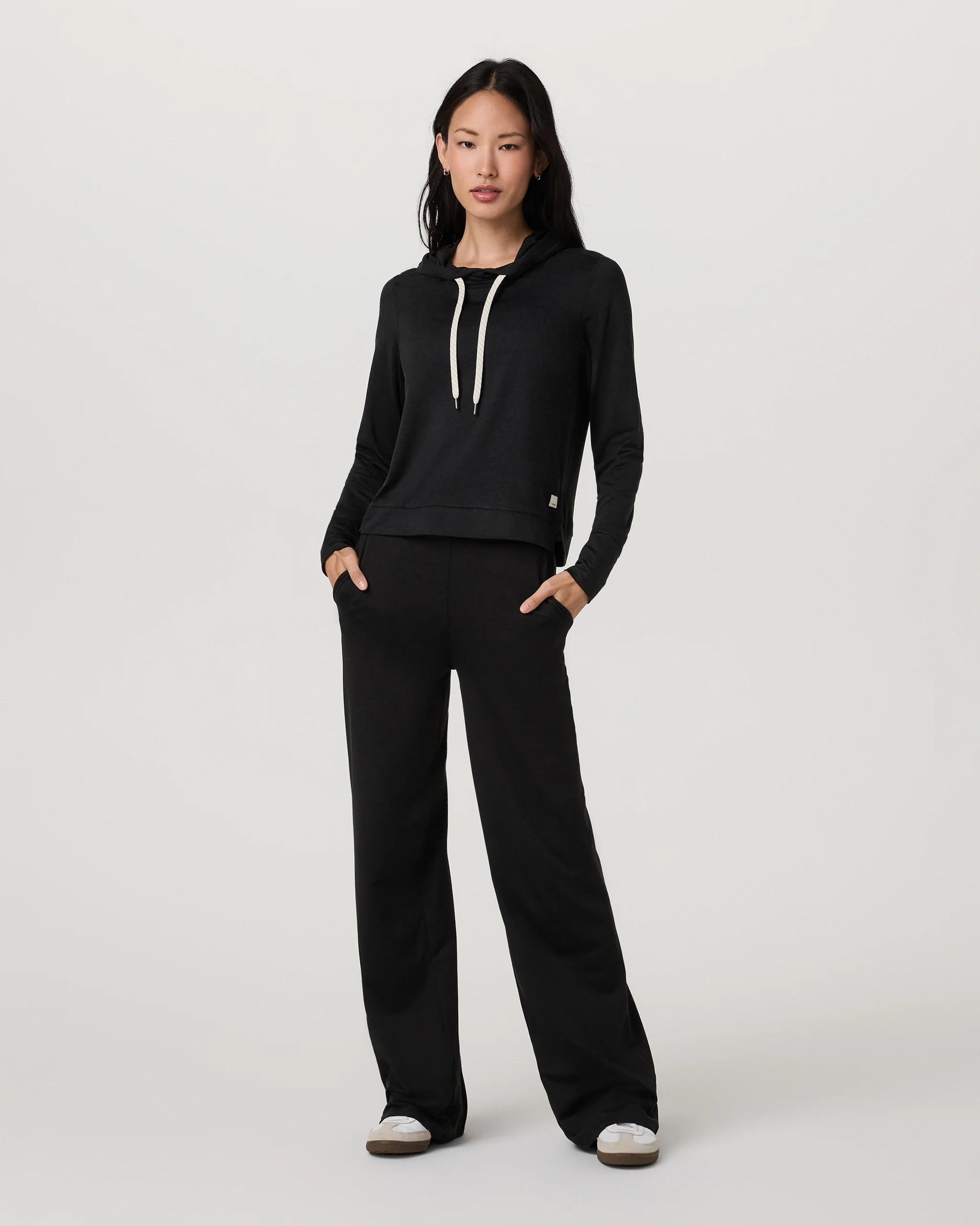 Halo Essential Hoodie | Vuori Clothing (US & Canada)