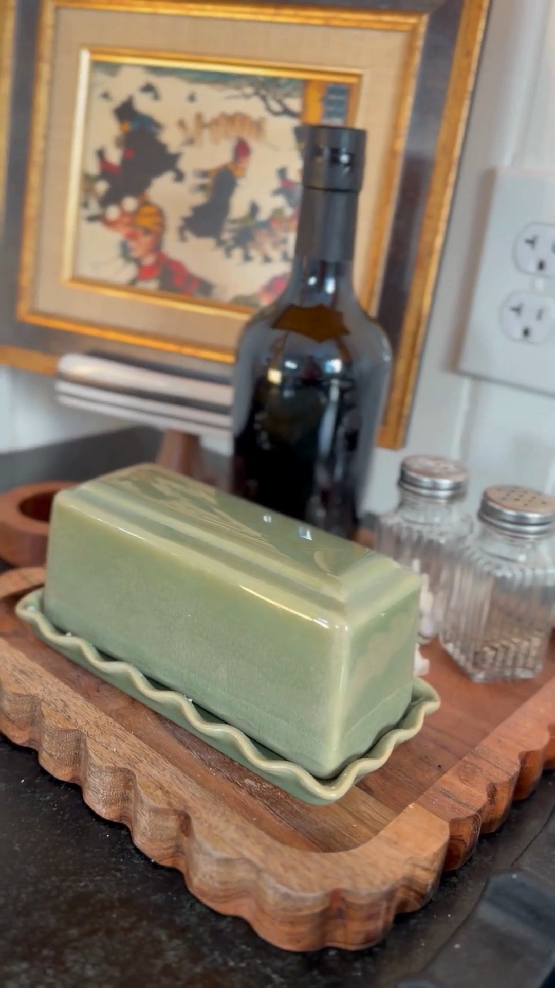 This scalloped green butter dish might be small, but she’s bringing all the charm to my counter 💚

Pssst If you didn't already know - Magnolia is having a sale, so I tagged some items I've recently purchased, already own, and currently want!  

 

#LTKstorytime #LTKSaleAlert #LTKHome