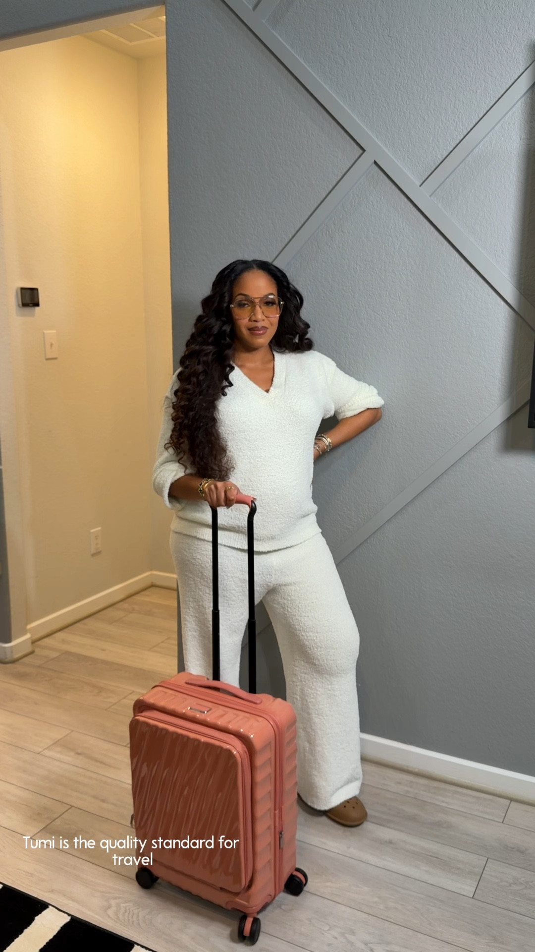 Traveling in style with Tumi!✈️

#LTKTravel #LTKmomlife #LTKdayinmylife