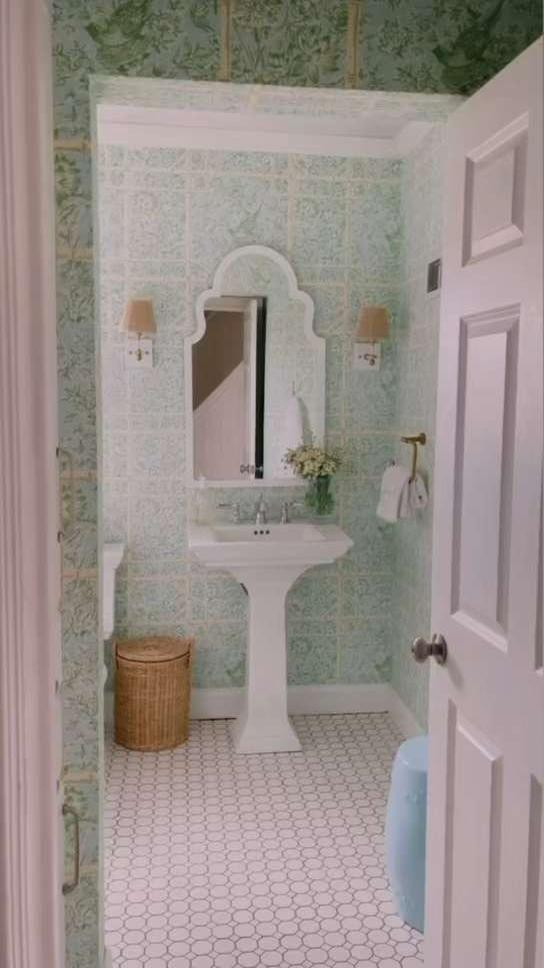 BATHROOM DETAILS that make all the difference. touches of rattan, fun wallpaper, fluffy towels, brass accents, and classic tile.  

 #LTKHome