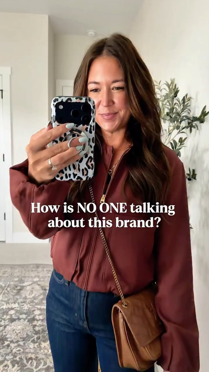 Everyone is wearing the same brands… and then I stumbled across this one 🤍

Heard of Rhone?! The quality is sooooo good! That rust jacket definitely took home best in show…the details, the fit 🤍. I immediately went back for more and have a feeling this brand won’t stay under the radar for long. 

#FashionFinds #StyleInspiration #EverydayStyle #FashionOver40 #OOTDWomenOver30

@rhone