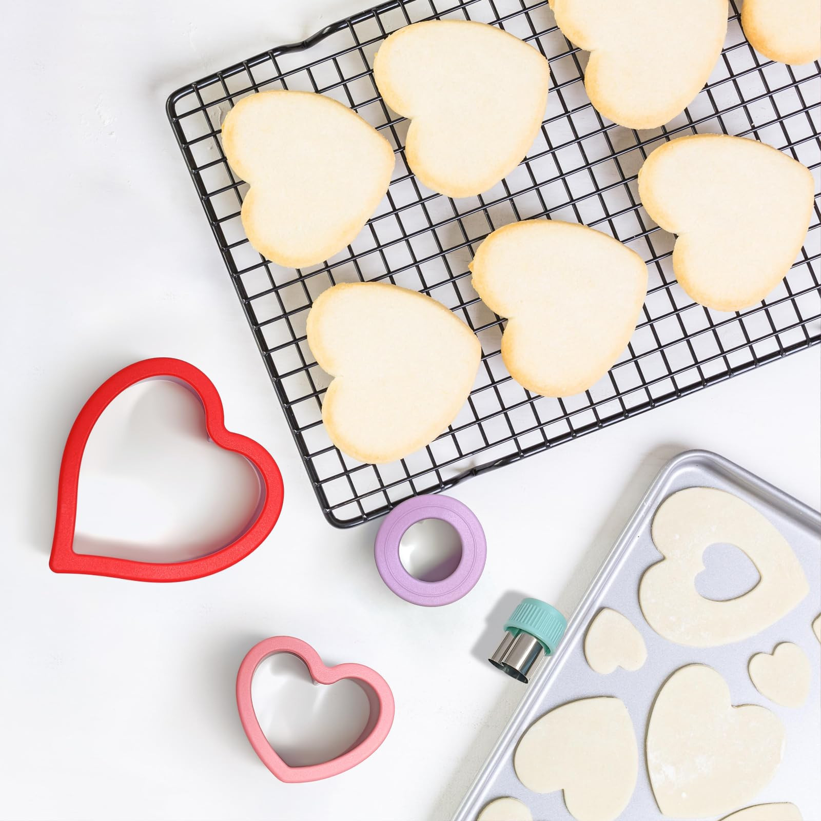 ALLTOP Heart-Shaped Cookie Cutter Set - 4 Size Biscuit Cutter for Valentine's Day Baking, Romanti... | Amazon (US)