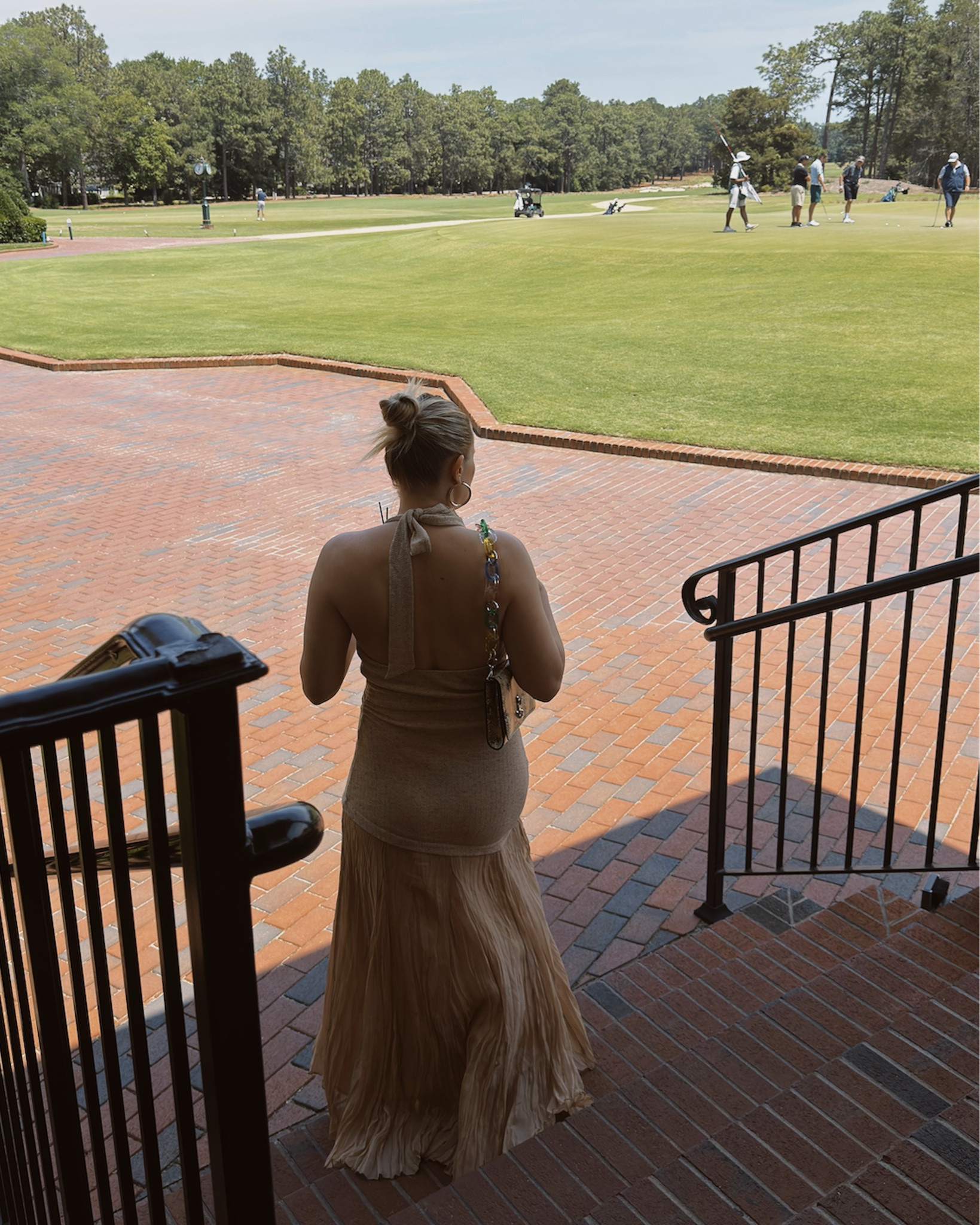a little birdie told me to wear the dress ⛳️