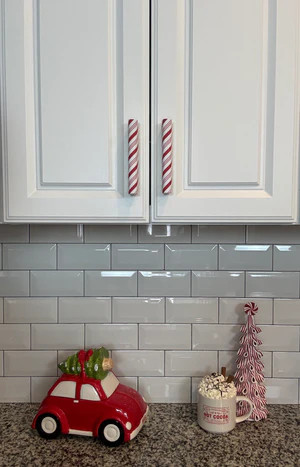 NEW Small Peppermint Stick Handlez | Knobēz