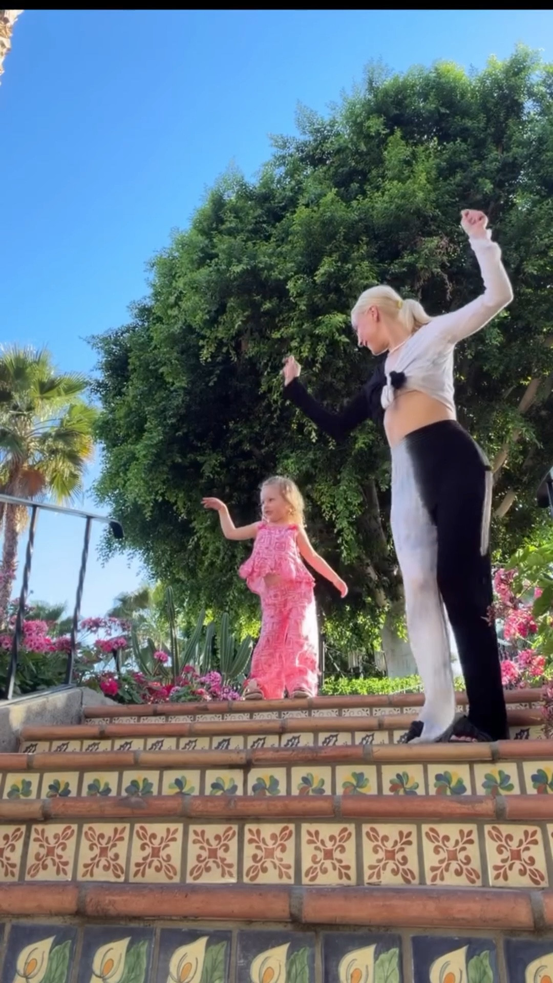 sometimes you just need a little getaway with your girl…

for the laughs, the sunshine, 
and the healing power of dancing 💃 

just us, in our happy place ✨