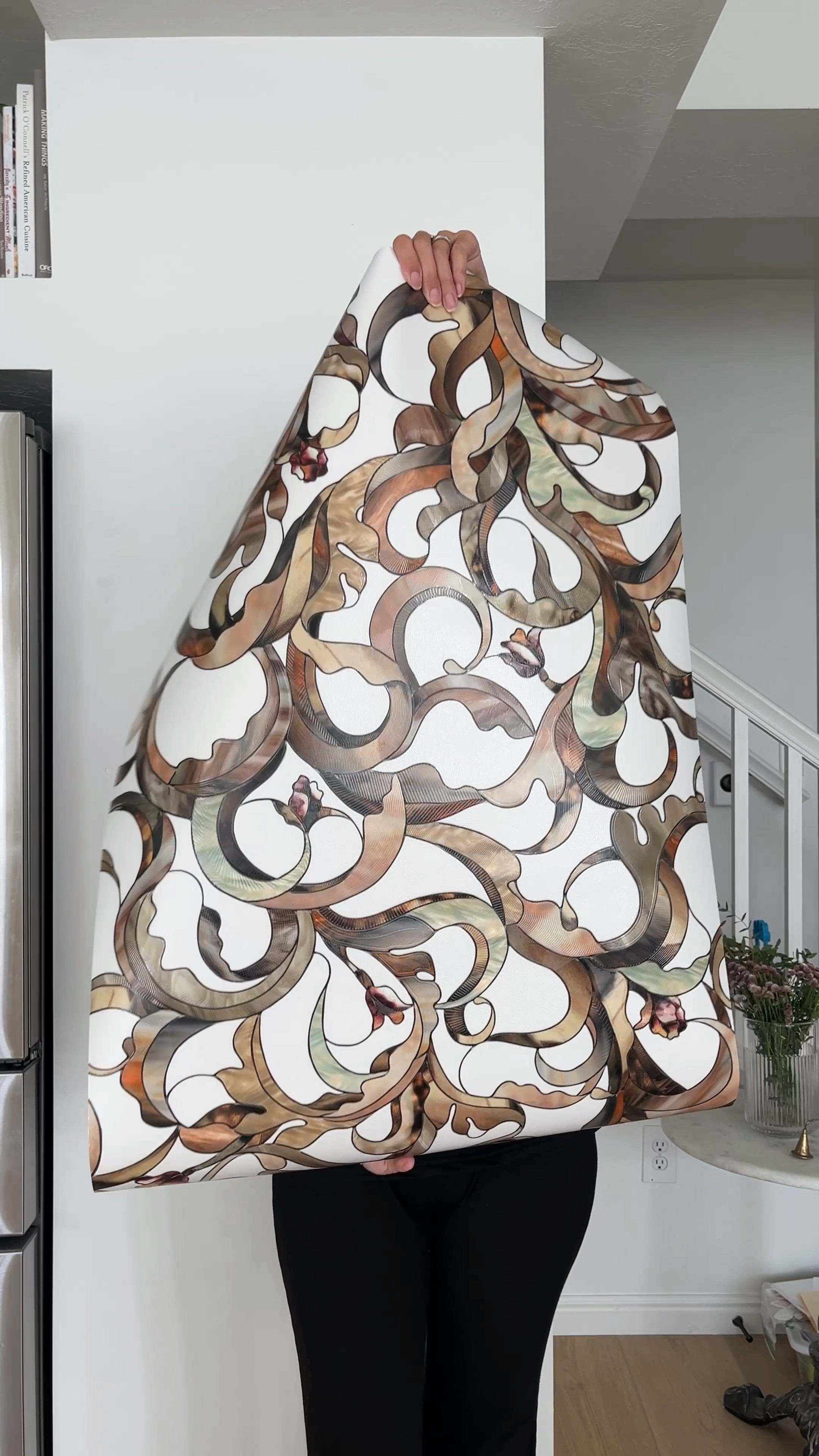 This beautiful film went onto my daughter’s closet window for more privacy and I couldn’t be happier with how it turned out! 🪷🌷🌸





#homedecor #closet #window #amazon #home #neutral #diy 

#LTKStyleTip #LTKHome #LTKFindsUnder50