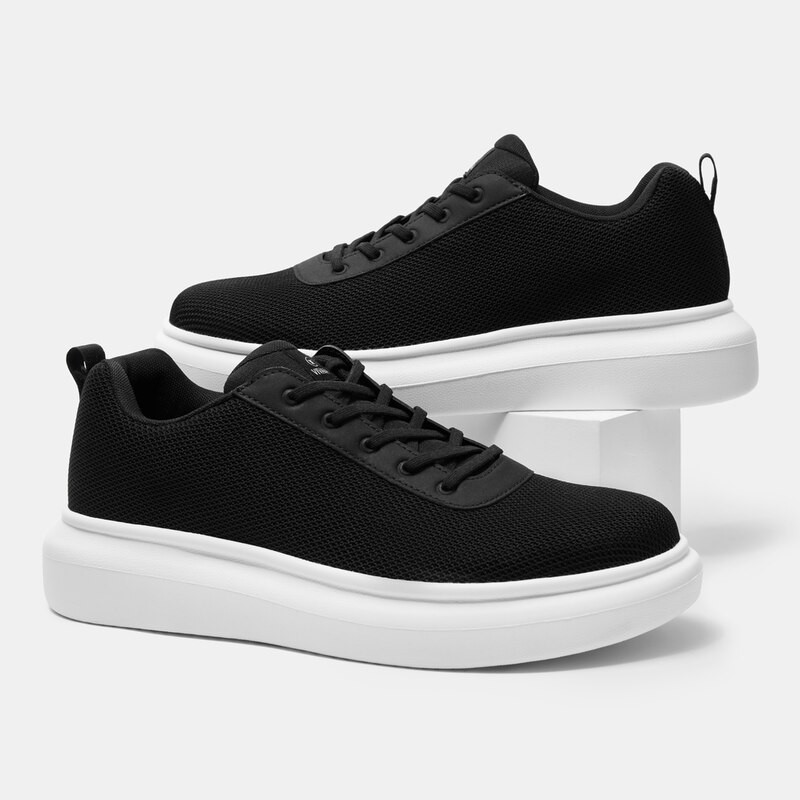 Water-Resistant Sneakers | VIVAIA