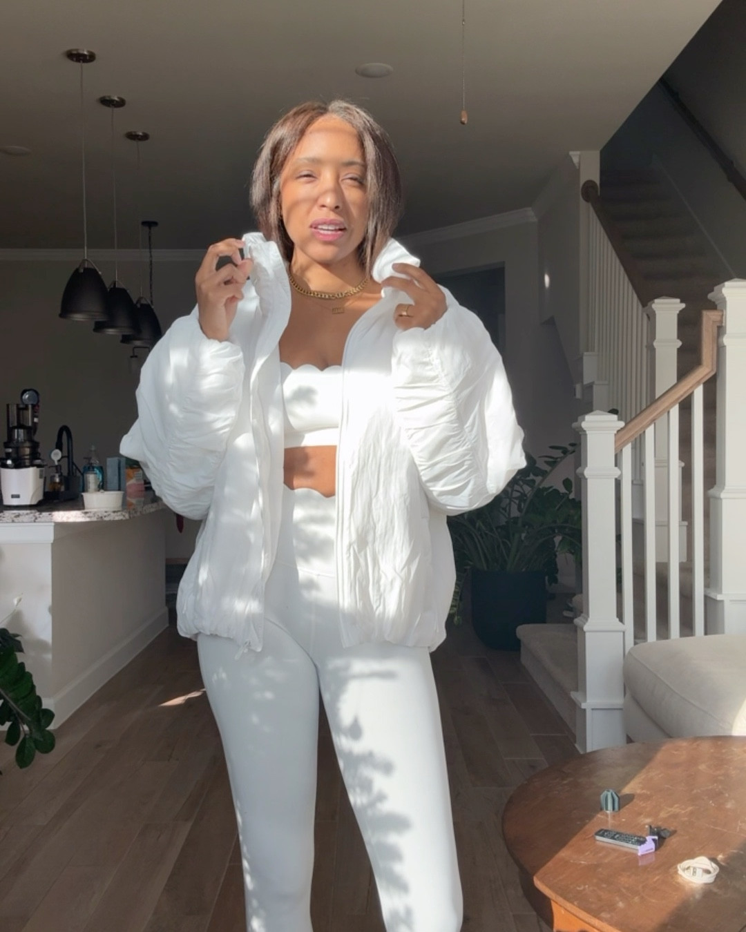 Always a yes to an all white set! Found this jacket on sale and it’s too good! I’m wearing a large in the jacket and XS in the set! Use code GB15 for a cutie lil discount !

#LTKSaleAlert #LTKootd #LTKfitnessgoals