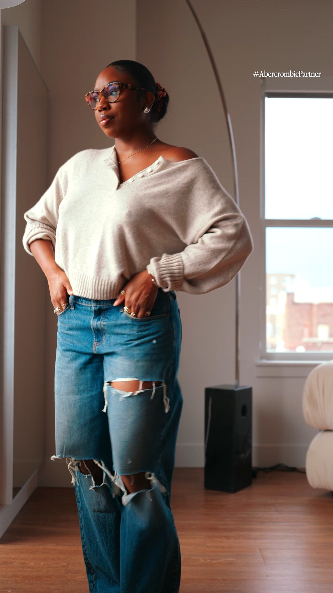 #AbercrombiePartner Denim jeans done right. the cuts, the way they hug my waist and the quality? that’s it, that’s all. @abercrombie 🌟
@shop.ltk #liketkit