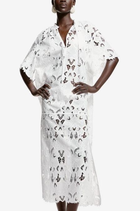 H&M kaftan! The prettiest embroidered dresses from H&M! 