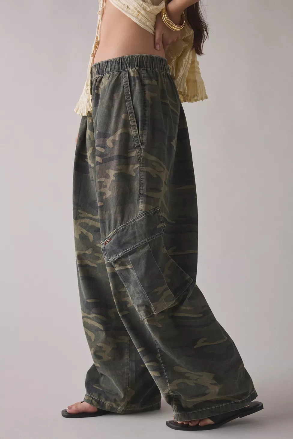BDG Bobbi Baggy Pull-On Pants | Urban Outfitters (US and RoW)