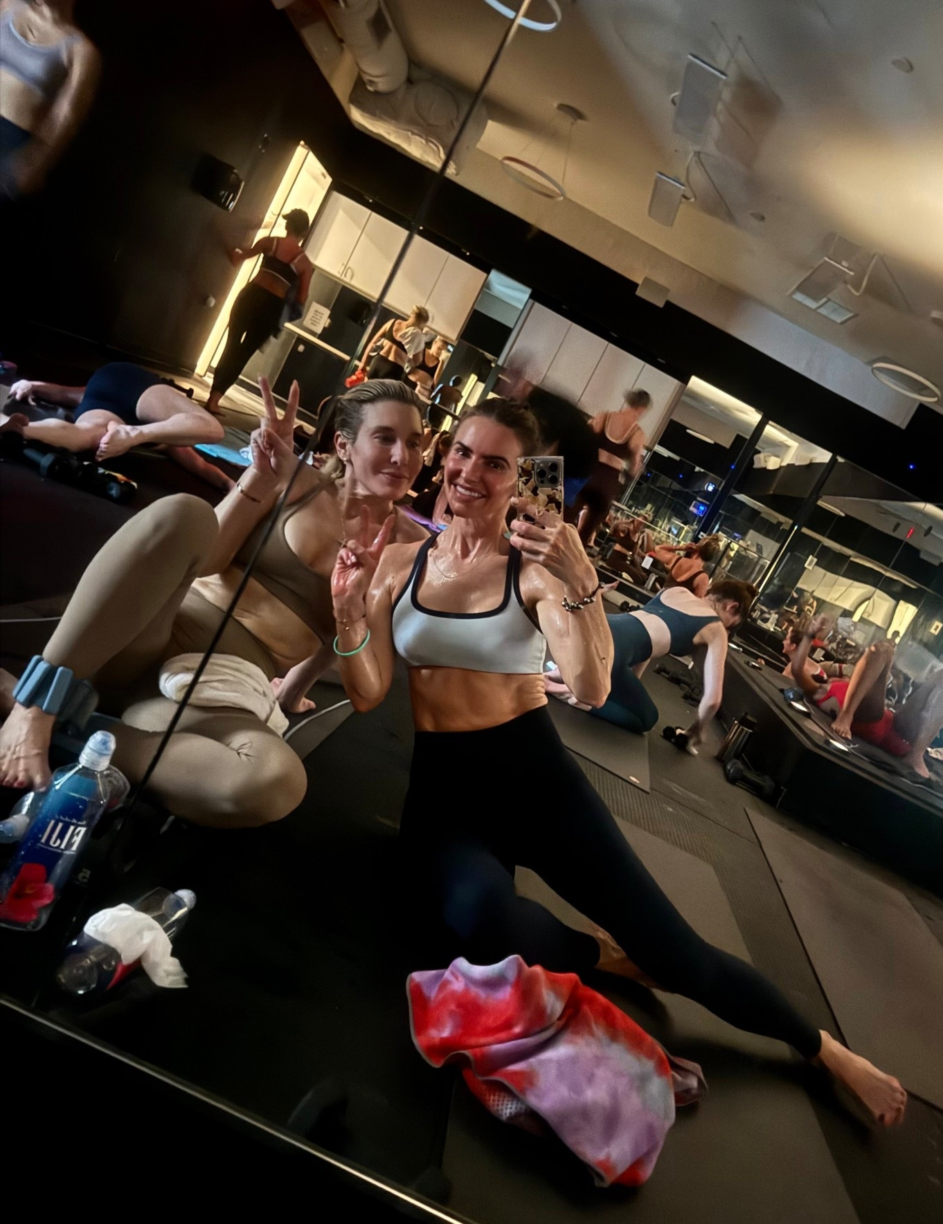 oh my god when you take off 10 days & it’s your first time back & @bwlewks tells you bf the class begins that “i almost didn’t come bc this flow is soooo hard” you get a little scared for adam lol🔥🥵 but so grateful to be able to move my body & it was such fun!! 

@shinehotpilates (thanks for the detox wow i needed it) 

shop my new set by one of my fav brands below 🦋🩵🫐

set runs tts wearing small too xsmall bottoms 

+ shop fav new water bottle + must-have wellness essentials too! 

#LTKdayinmylife #LTKfitnessgoals #LTKActive