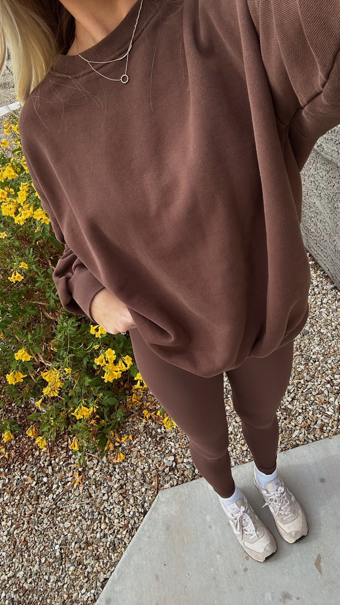 Cute & cozy hair appointment fit 🤎 wearing size S


Ootd, outfit of the day, cozy outfit, matching set

#LTKootd