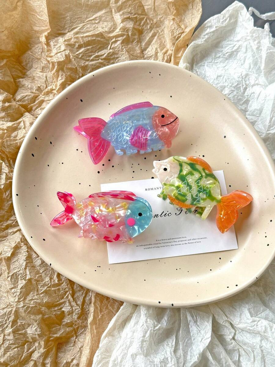 1pc Goldfish Shaped Hair Clip For Women, Decorative Hair Accessory Suitable For Commute,Hair Acce... | SHEIN