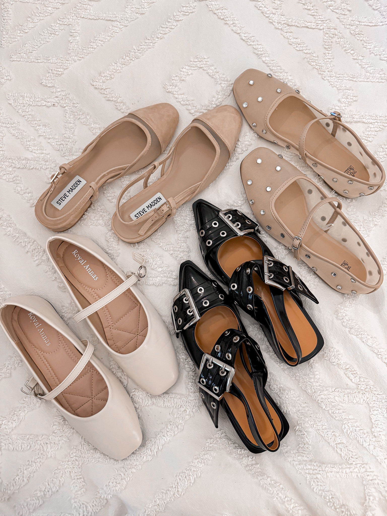 My current flat favs! Might need to add in a cheetah print ! So linking the ones I’m going to buy! 

Shoe fashion crush, trendy flats, fashion flats, stylish flats

#LTKSeasonal #LTKStyleTip #LTKShoeCrush