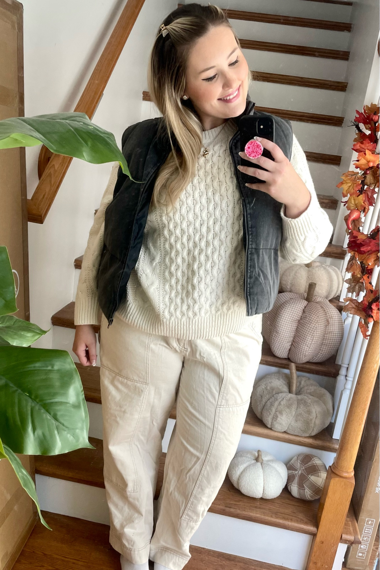 My fave winter outfit that’s easy to throw on and perfect for so many types of activities 

#LTKMidsize #LTKFindsUnder50 #LTKPlusSize