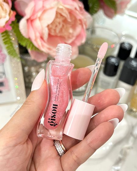 Love this @gisou honey infused lip oil in Watermelon Sugar! If it’s pink with sparkles, I need it!  🤌🏻💗😍🌟🍉🫦  Now need to get Strawberry Sorbet and Mango Passion Punch! 🍓🥭 Which one is your favorite? 

Happy Friday! Who is excited for summer!? 😆 My favorite season! ☀️🌊🏝️🍹🐠🪼🐳

💅🏻 press on nails @glamnetic in Hailey

gisou, lip oil, gisou lip oil, hydrated lips, lip oils, sephora haul, pink, pink aesthetics, that girl aesthetics, 

#gisou #gisouhive #gisoulipoil #gisouhairoil #honeyinfused #lipoil #lipoils #lipoil💋 #hydratedlips #pinklip #pinklips #pinklips💋 #pinkaesthetic #pinkaesthetics #thatgirlaesthetic #pinterestaesthetic #softgirlaesthetic #girlygirl #girlygirls #viralmakeup #trendingmakeup #sephorahaul #makeupvanity #makeupobsessed #luxurybeauty #girlythings #makeupfavorites #viralbeauty #beautyfavorites #viralproducts 

#LTKbeauty #LTKfindsunder50
