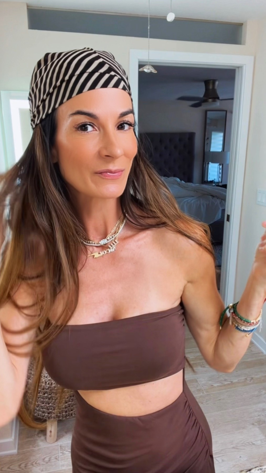 POV: You don’t feel like washing your hair, so you throw on a scarf, add a little instant tan, and somehow end up looking way more put together than planned. 🤎✨

Tonight’s recipe:
✔️ Brown dress that understood the assignment
✔️ Scarf hiding day-four hair
✔️ Instant tan working overtime
✔️ A friend’s birthday bar crawl

Proof that sometimes the best looks happen when you’re just trying to make it out the door. 😘

#NicoleColeeStyle #Over40Style #FashionOver40 #StyleInspo #GRWM

#LTKgrwm #LTKdayinmylife #LTKootd