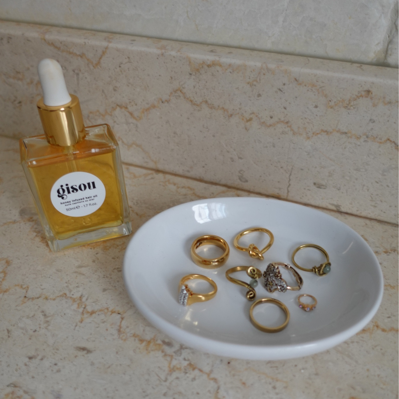 new hair oil ✨

#LTKbeauty #LTKfindsunder50